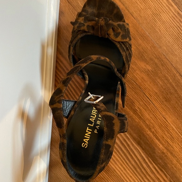 Saint Laurent Bianca Animal Print Platform Sandal in Box - Picture 7 of 8